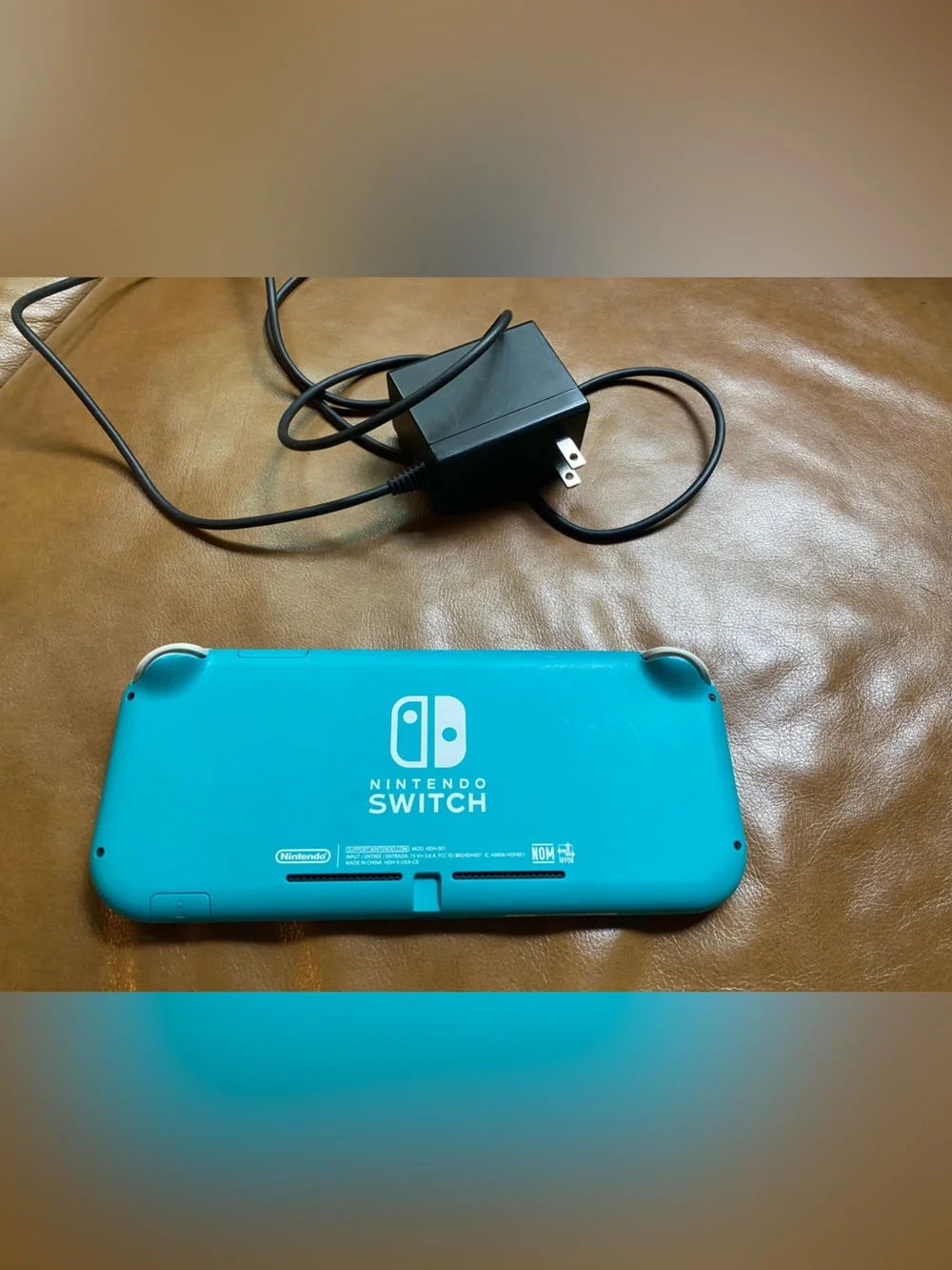 Nintendo Switch Lite – Turquoise – Excellent Condition w/ Charger - Picture 2 of 3